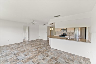 1608 Lilliput Ct, Venice, FL 34293 - photo 4