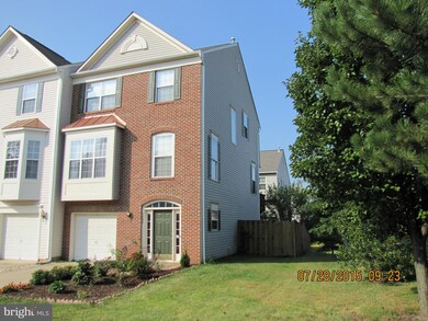 2440 Laura Mark Ln, Herndon, VA 20171 - photo 2