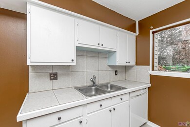 908 W Tony St unit 10B, Gonzales, LA 70737 - photo 5