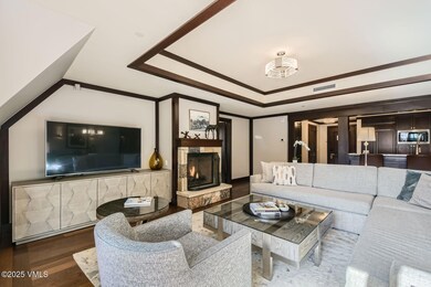 1 Vail Road 8101 - Web Quality - 002 - 0