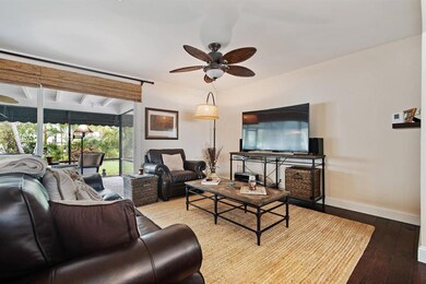 02_1402NE2ndAvenue_149_FoyerDiningRoom_C