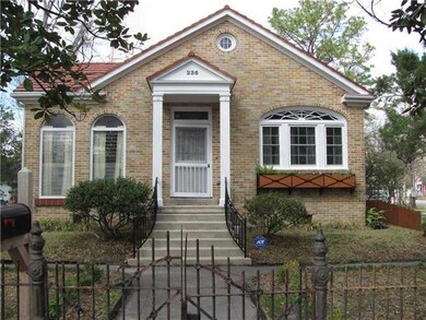 Facade/Exterior Front.