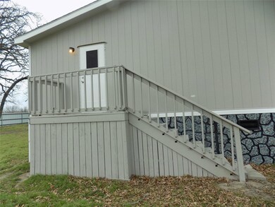 Outside stair at side of home