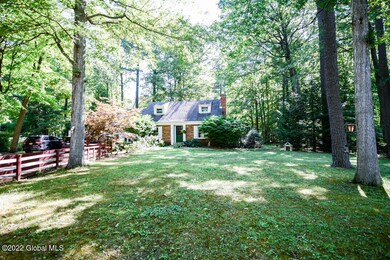 722 Pearse Rd, Schenectady, NY 12309 - photo 5