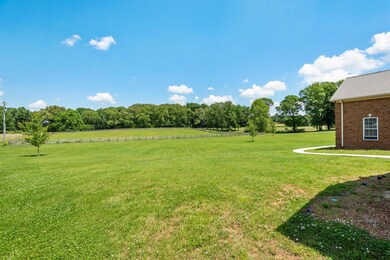 487 Pinkston Rd, Shelbyville, TN 37160 - photo 3