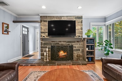 75 Roosevelt Dr, Trumbull, CT 06611 - photo 7