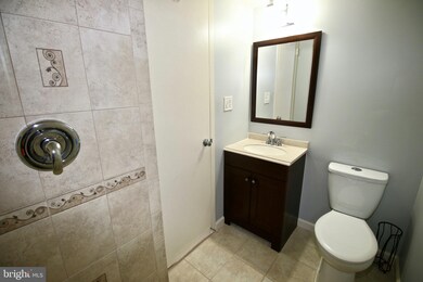2257 Castle Rock Square unit 12C, Reston, VA 20191 - photo 4