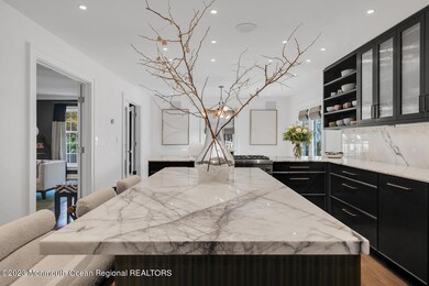 Alt view of Kitchen