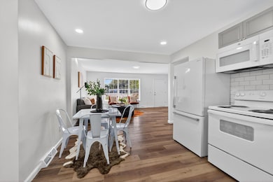 1204 Koebel Rd, Columbus, OH 43207 - photo 6