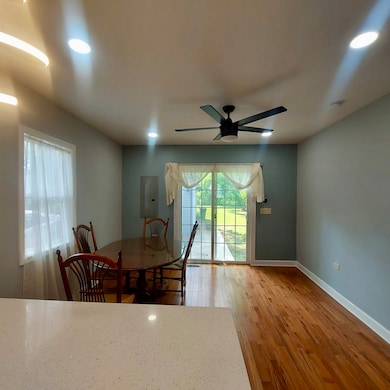 1330 Walnut St, Waukegan, IL 60085 - photo 6