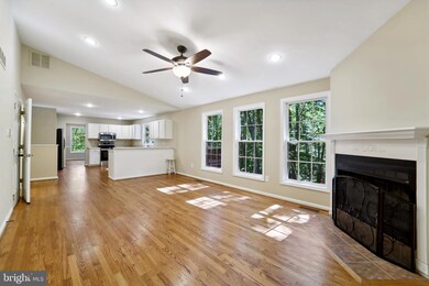 1075 King Arthur Ct, Sykesville, MD 21784 - photo 7