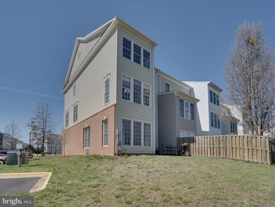 6933 Stanwick Square, Gainesville, VA 20155 - photo 6