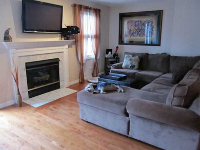 1603 Plainfield Pike unit H7, Johnston, RI 02919 - photo 3