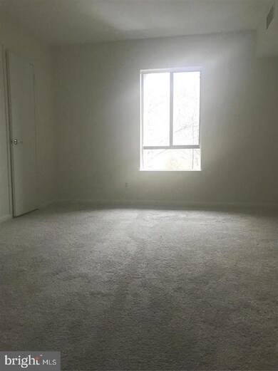 2244 Castle Rock Square unit 22C, Reston, VA 20191 - photo 7