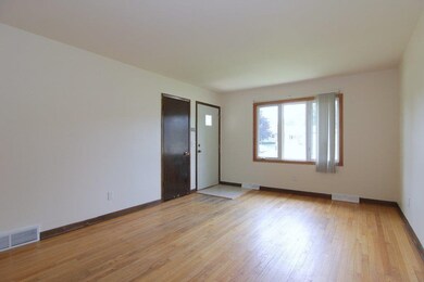 289 Park St, Oregon, WI 53575 - photo 3