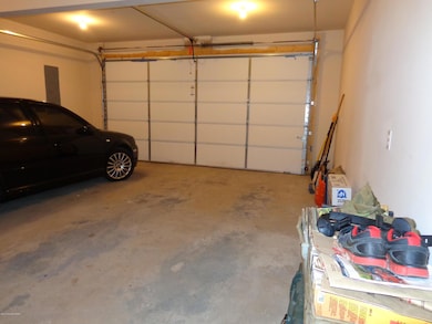 9673 Stony Hollow Dr, Tobyhanna, PA 18466 - photo 4