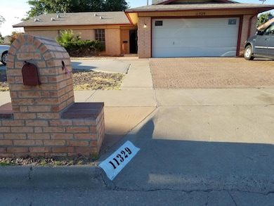 11329 Tom Ulozas Dr, El Paso, TX 79936 - photo 2
