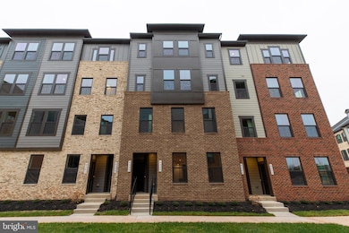 4357 Black Tulip Way, Chantilly, VA 20151 - photo 2