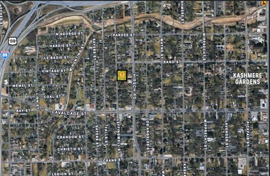 4614 Leffingwell St, Houston, TX 77026 - photo 2