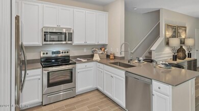 JAX_1708_Lincoln_Kitchen1_F1_Web