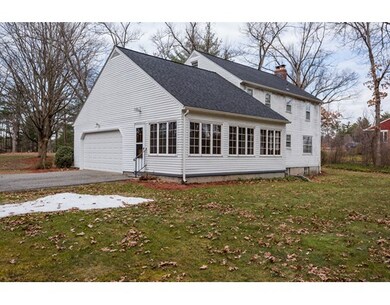 1091 S Branch Pkwy, Springfield, MA 01118 - photo 4