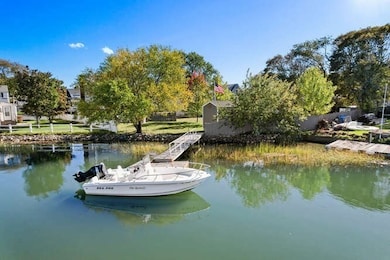 9 Spencer Ave, Saugus, MA 01906 - photo 4