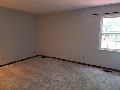 5698 Maple Ln, Newburgh, IN 47630 - photo 7