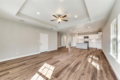 1308 NE Main St, Ennis, TX 75119 - photo 4