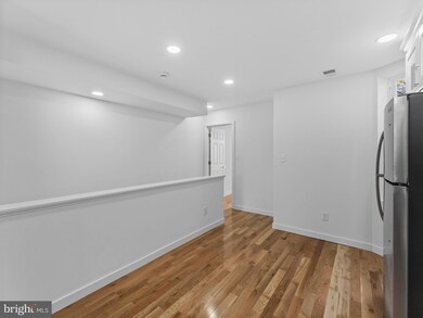 734 Marlyn Rd unit 2, Philadelphia, PA 19151 - photo 7