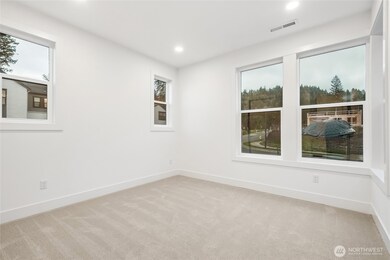 8413 137th Ave SE unit 6, Newcastle, WA 98059 - photo 5