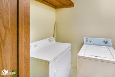 Laundry Rm