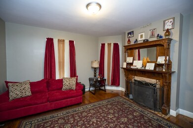 50 Northampton Ave, Springfield, MA 01109 - photo 4