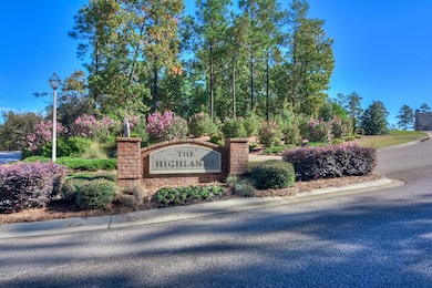 Highlands entrance 043-