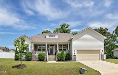 03-7801 Charters End-Open Peek Media-3