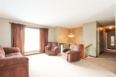 3956 Valdez Dr, Waterloo, IA 50701 - photo 4