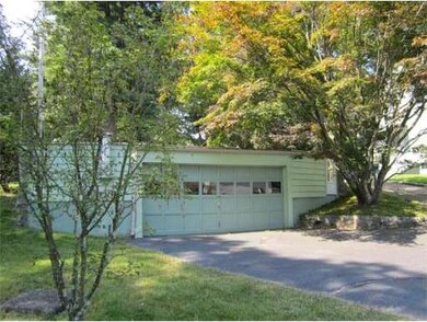 255 E Hartford Ave, Uxbridge, MA 01569 - photo 2