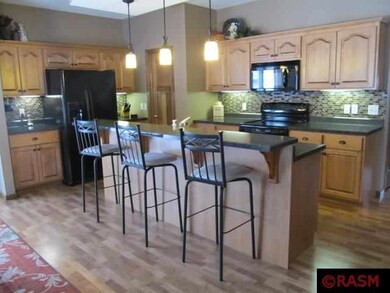 408 Woodhaven Ln, Mankato, MN 56001 - photo 5