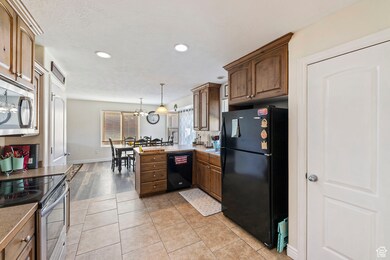 3771 E St Andrews Dr, Eagle Mountain, UT 84005 - photo 5