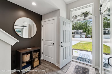 560-W-Wildwood-Dr-Owosso-MI-48867-Window