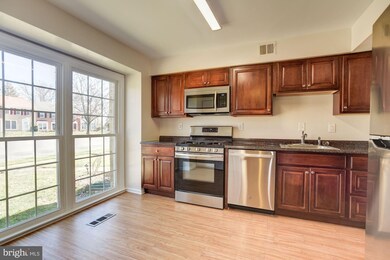 5624 Gulfstream Row, Columbia, MD 21044 - photo 2