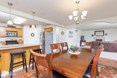 Dining Room 20180512-DW-9494-FULL