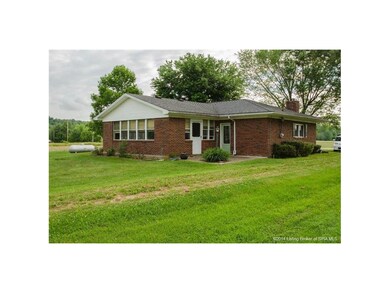 6044 Stiller Rd, Floyds Knobs, IN 47119 - photo 2