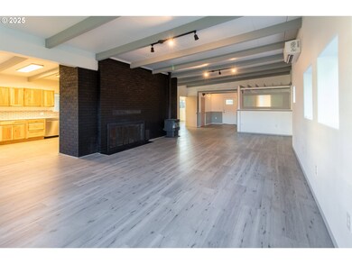 255 Shady Dr, Roseburg, OR 97471 - photo 5