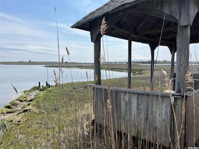 20715 Main Rd, Orient, NY 11957 - photo 4