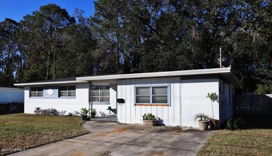 4440 Biddy Ln W, Jacksonville, FL 32210 - photo 3