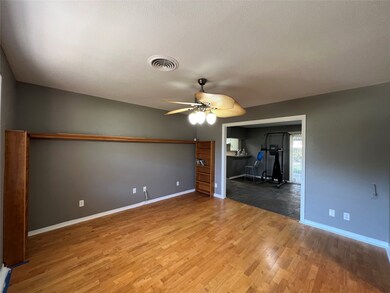 1714 W Adoue St, Alvin, TX 77511 - photo 4