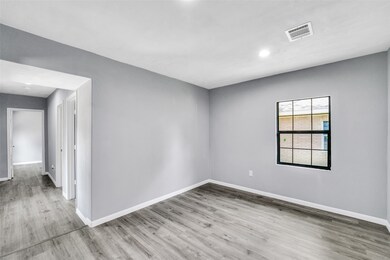 10314 Bretton Dr, Houston, TX 77016 - photo 6