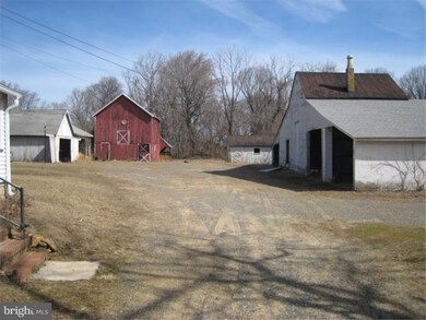 304 Franklinville Rd, Swedesboro, NJ 08085 - photo 2