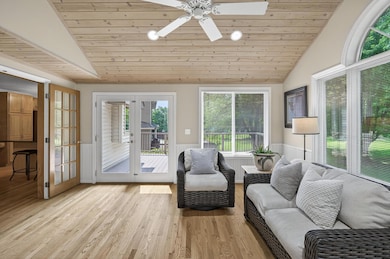 8825 Comstock Ct, Osseo, MN 55311 - photo 4