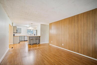 2-web-or-mls-4920-dickens-dr